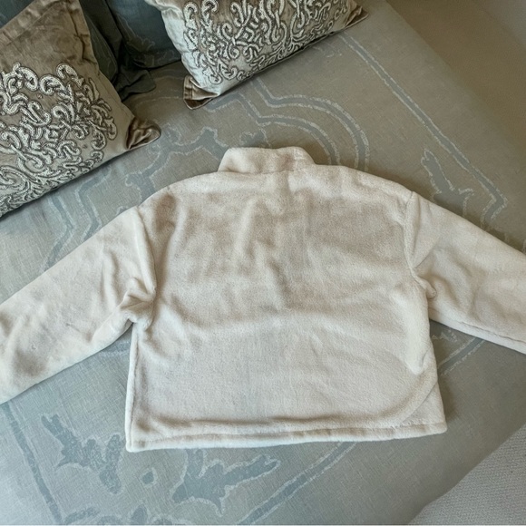 Women’s Cream Sweater, New without tags. Size M. - Picture 4 of 6